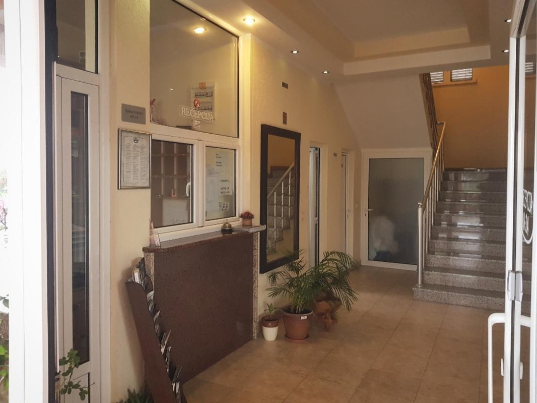 Guest House-Md Bar Exterior foto